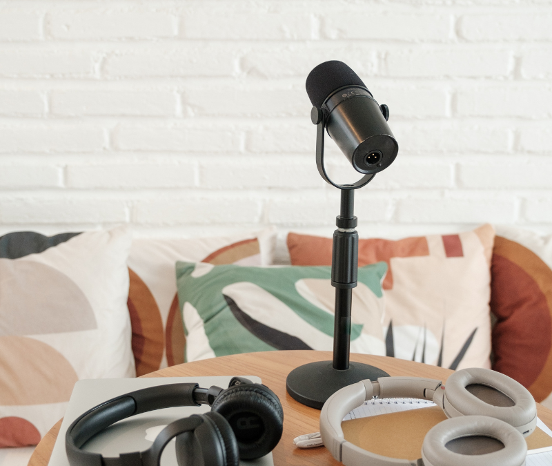 The Rise of Podcasts: A Shift in Audio Consumption and Top 3 Podcasts for Personal Growth